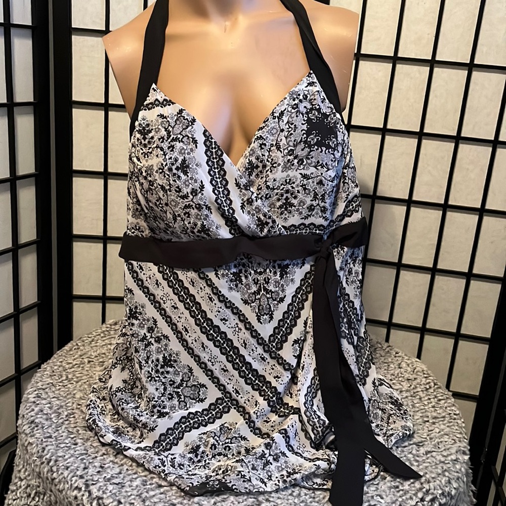 Studio 1940 Halter Top Size XL